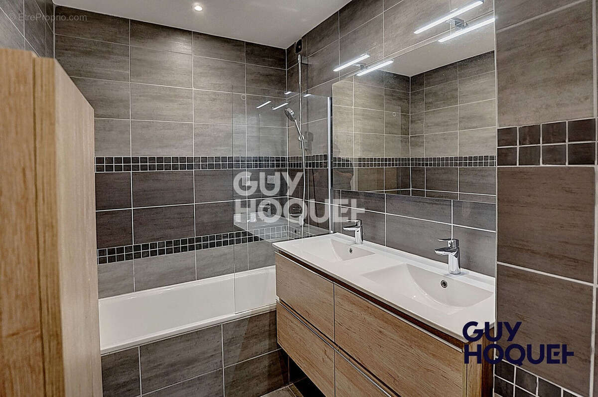 A vendre - Appartement familial Lyon 5 - 6 pièces - 5 chambres - 109 m2 - photo 4