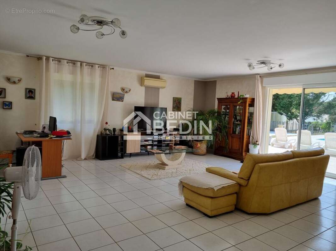 Maison à SAINT-DENIS-DE-PILE