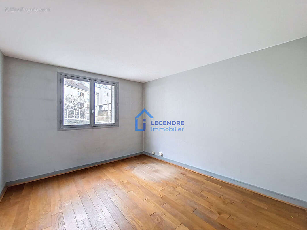 Appartement à PONTOISE