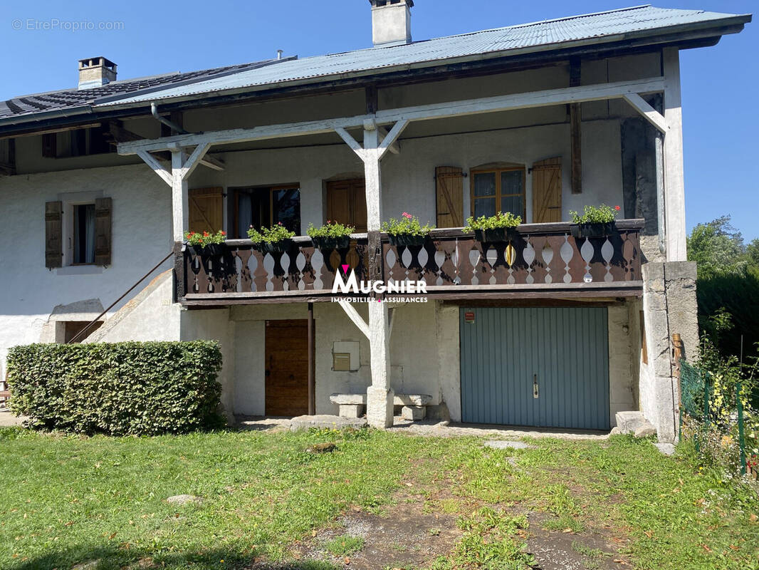 Maison à TANINGES