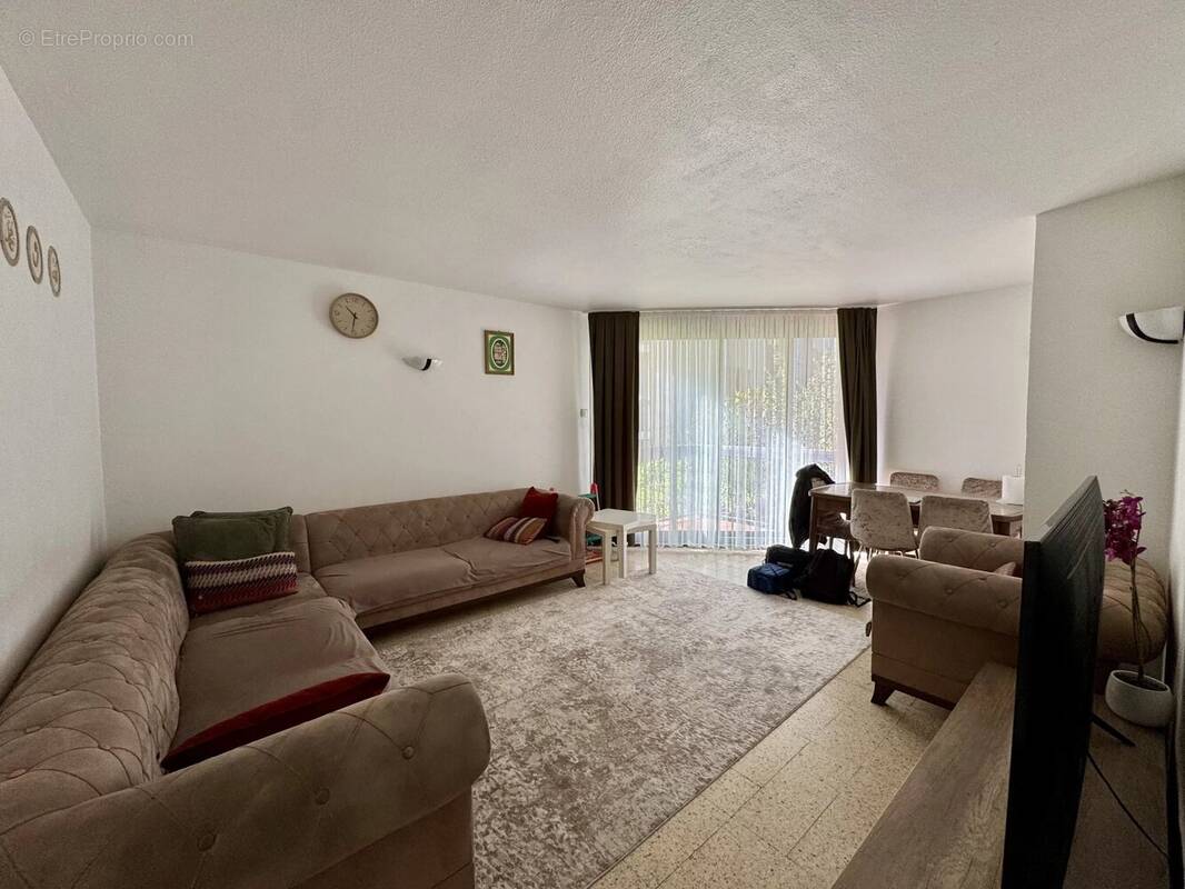 Appartement à MARSEILLE-13E