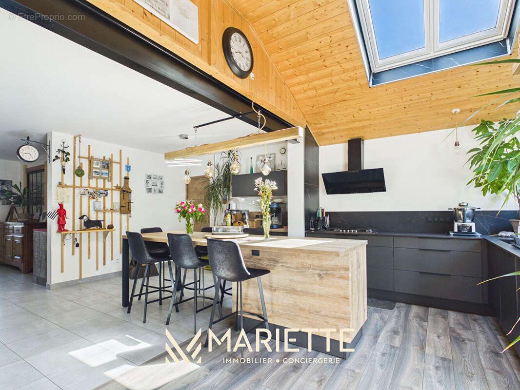 "LAOUENN" Centre-ville - Maison rénovée - photo 5