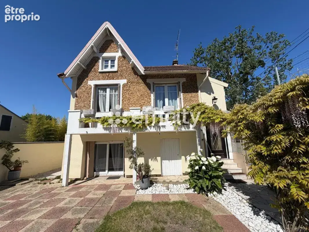 Maison 5 pièces 106 m² à vendre à Mantes-La-Jolie (78200) - photo 2