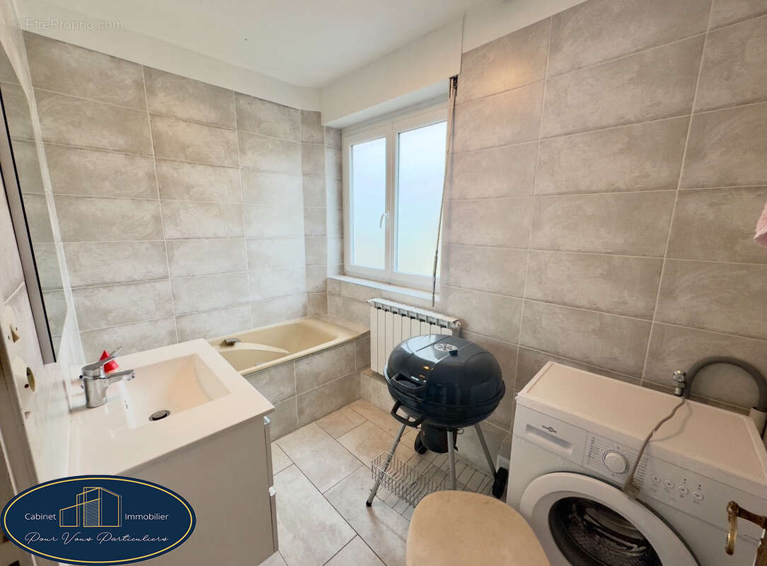 Appartement à PROUVY