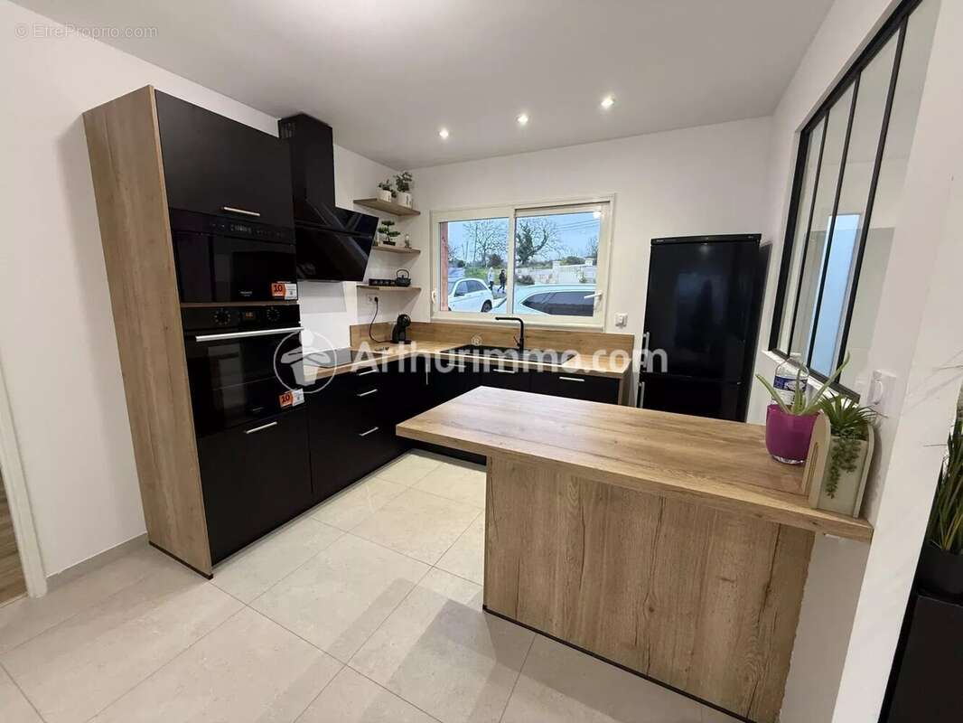 Maison à SAINT-ASTIER