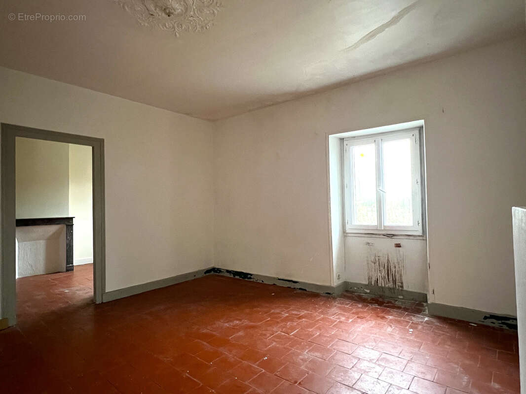 Maison à USSEAU