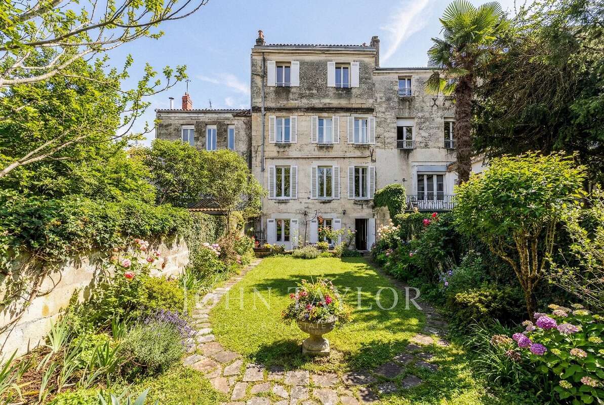 Maison à BORDEAUX