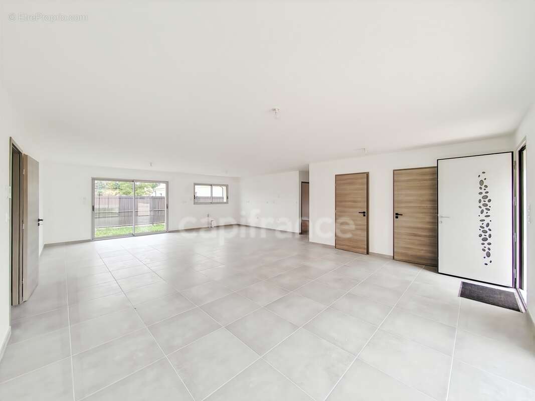 A vendre à Demigny (71) maison neuve de 134 m² 6 pièces 4 chambres 593 m² de terrain ! - photo 3