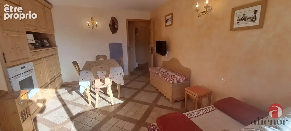 T2 entièrement rénové   Esprit montagne, mobilier sur mesure et parking à Samoens 1600. - photo 9