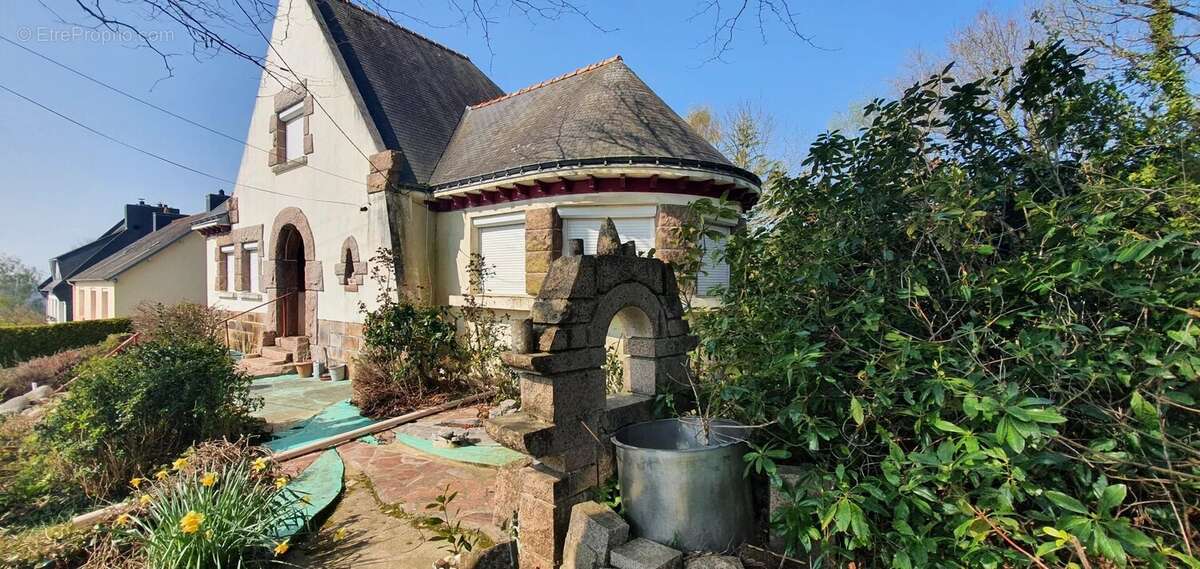 Néo-bretonne à CARHAIX - photo 3