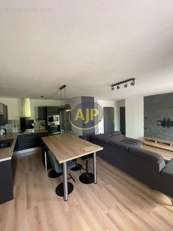 Appartement à HOURTIN