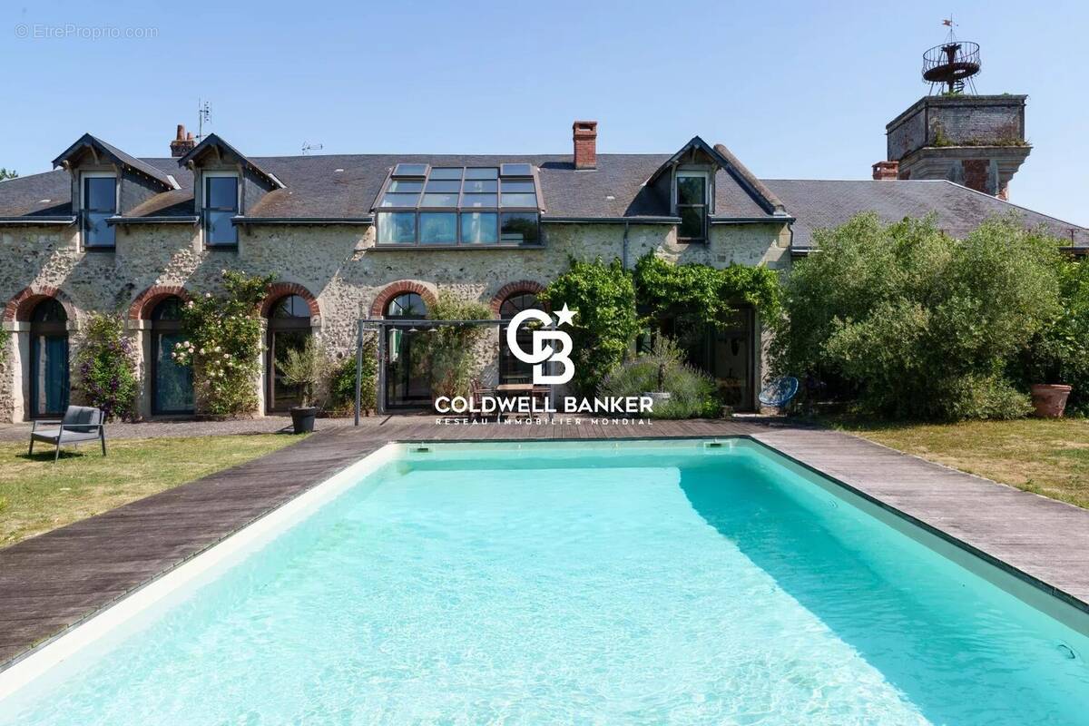 Maison à VERNOU-SUR-BRENNE