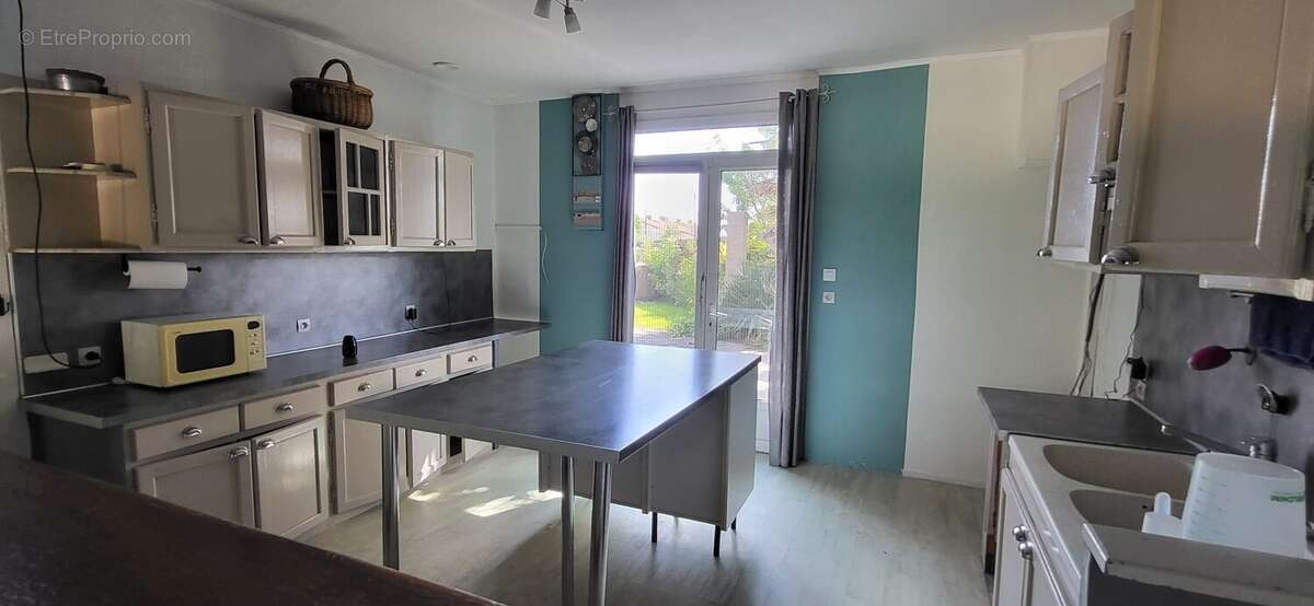 Maison à CHERVES-RICHEMONT