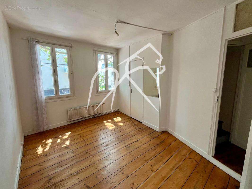 Maison mitoyenne avec 3 chambres, jardin et cave  83 m²  LE-PETIT-QUEVILLY - photo 6