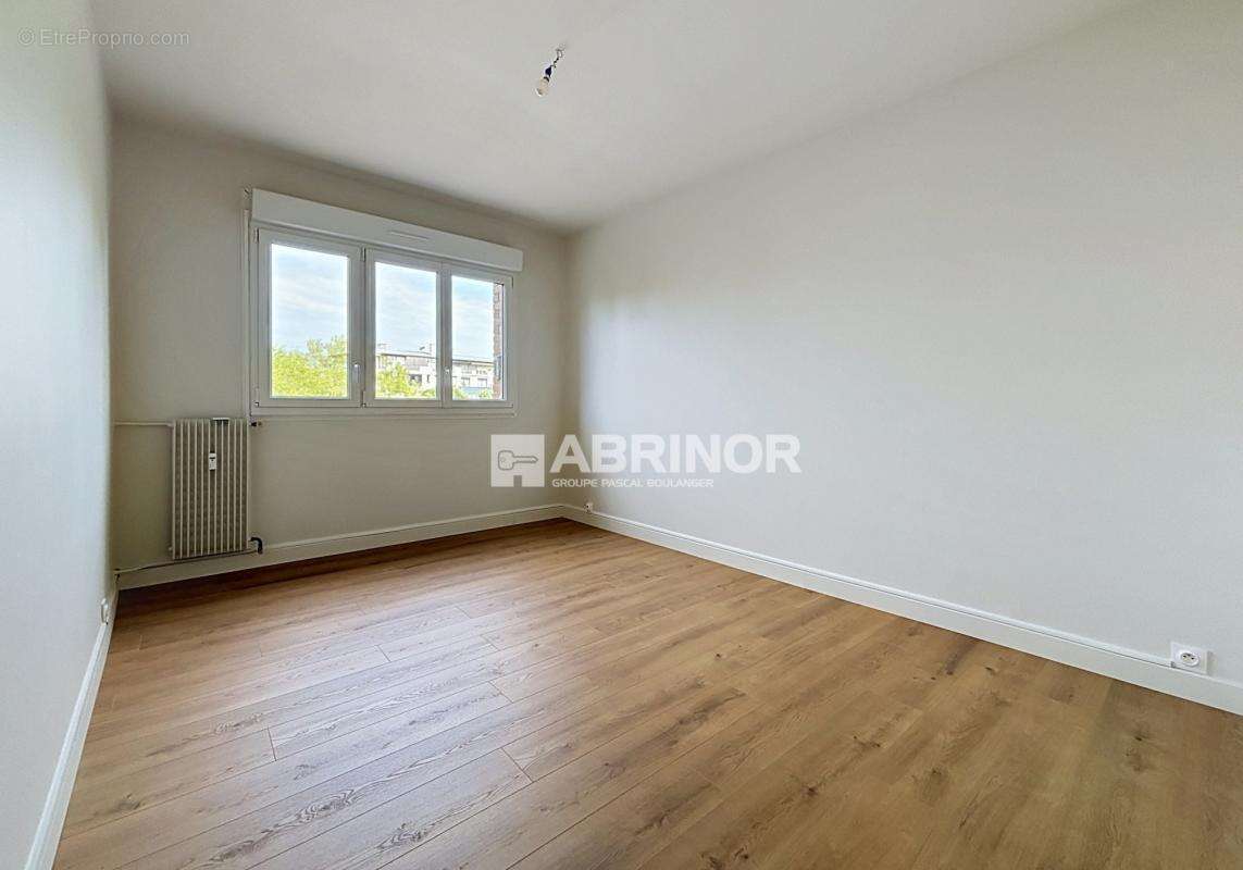 Appartement à MARCQ-EN-BAROEUL