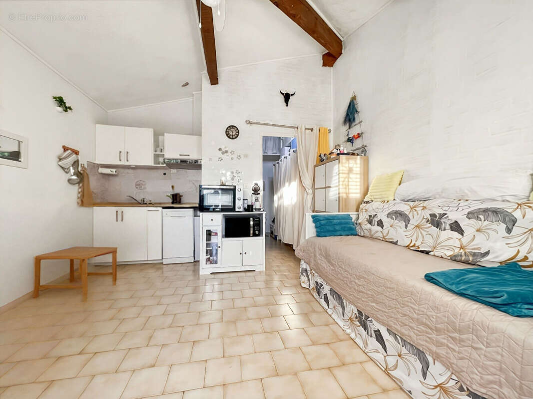 Appartement à SAUSSET-LES-PINS