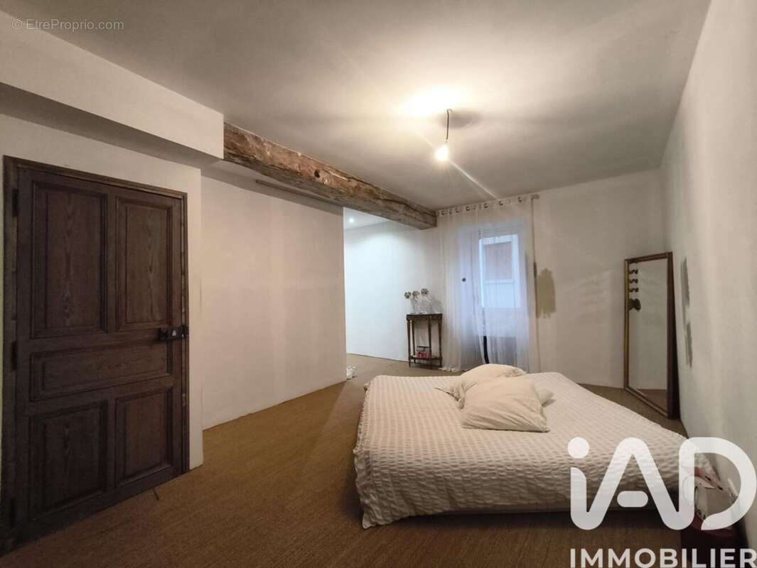 Photo 8 - Maison à BEAULIEU-SUR-LAYON