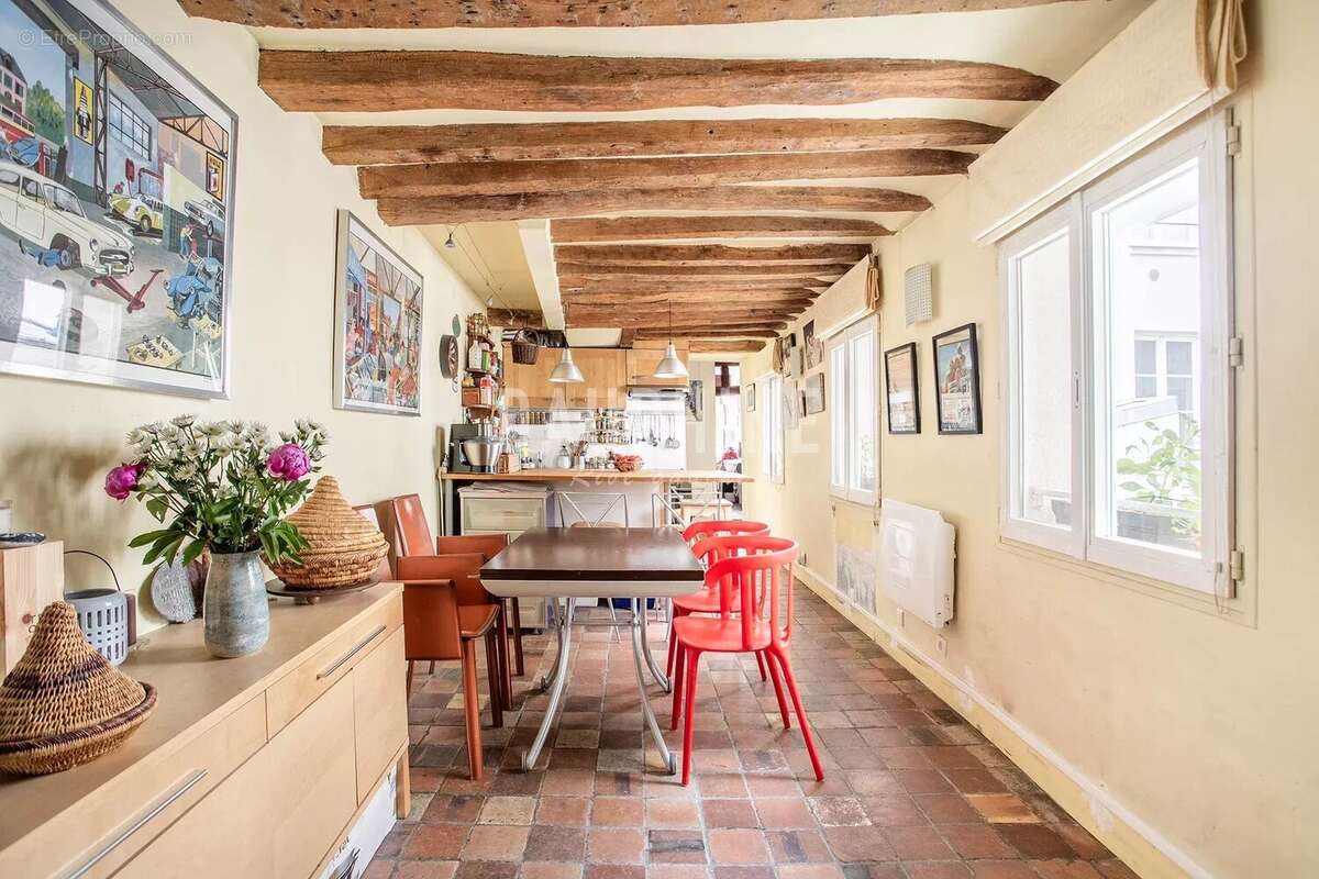 Appartement à PARIS-7E