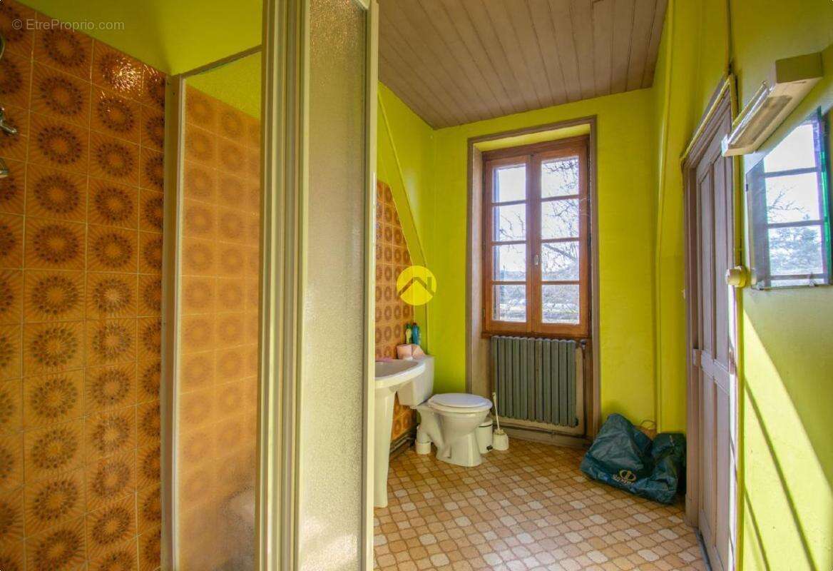 Maison à rénover avec hangar - photo 9