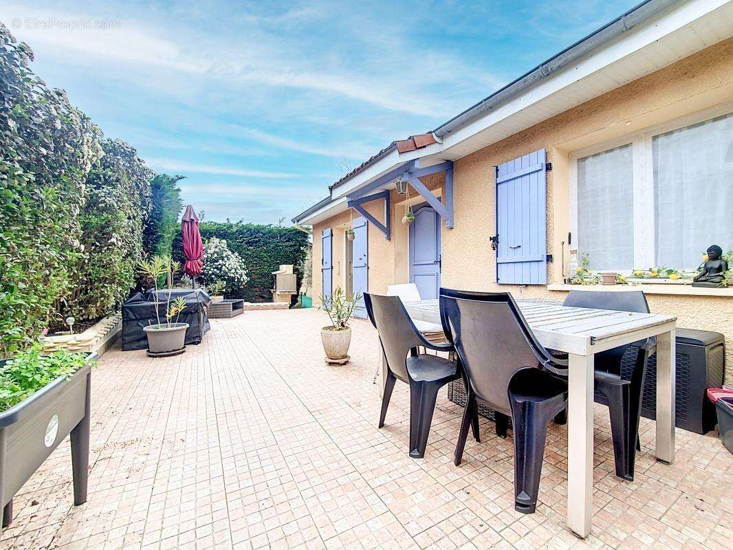 Maison à CHASSE-SUR-RHONE