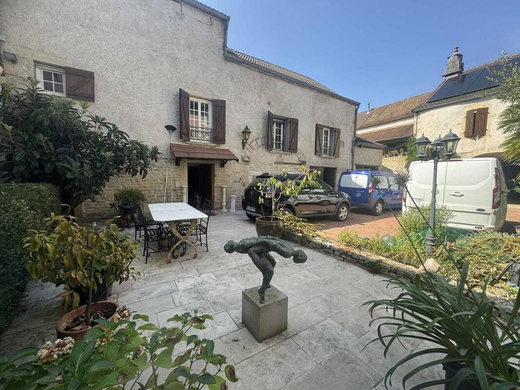 Photo 1 - Maison à RULLY