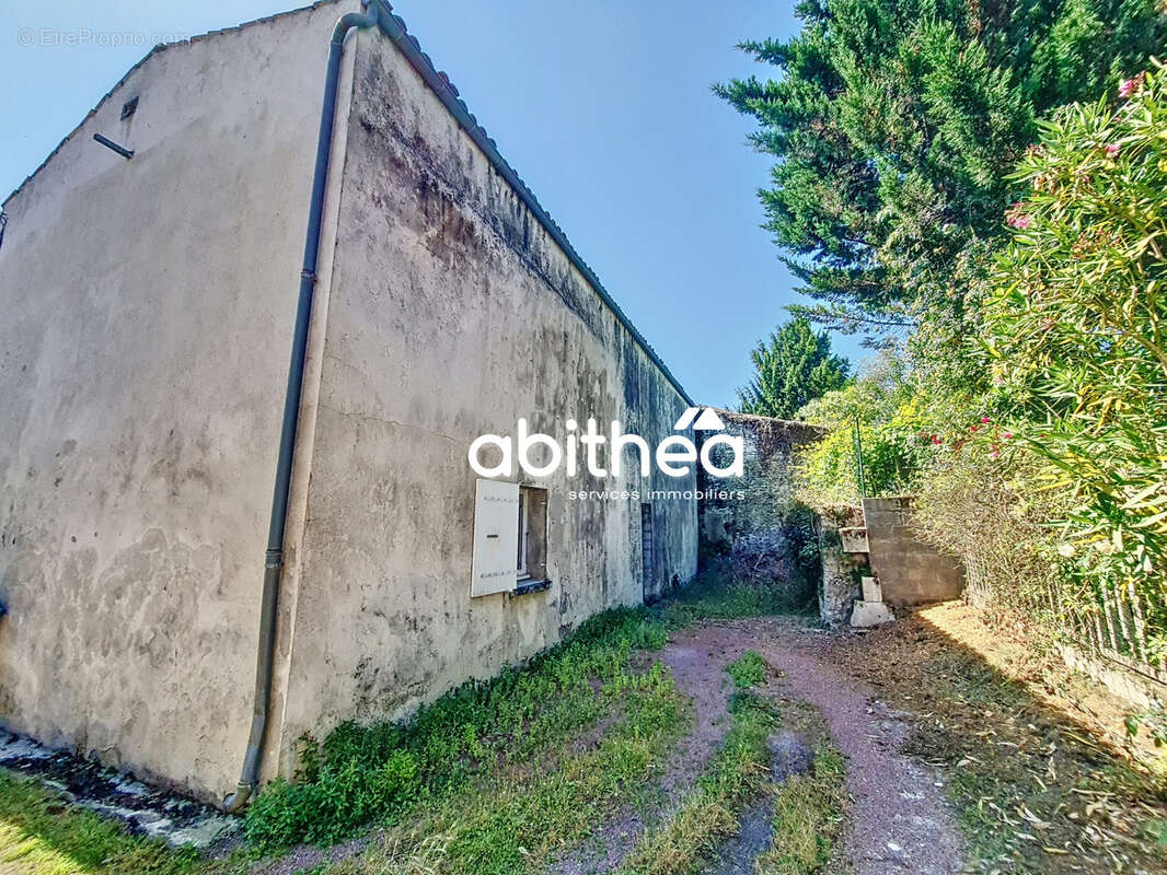 Appartement à SAINTES