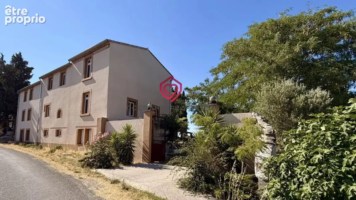 Maison de caractère avec jardin - photo 1