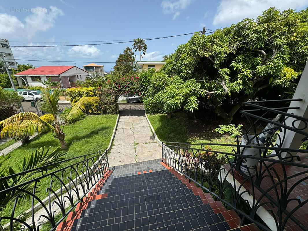 Maison à FORT-DE-FRANCE