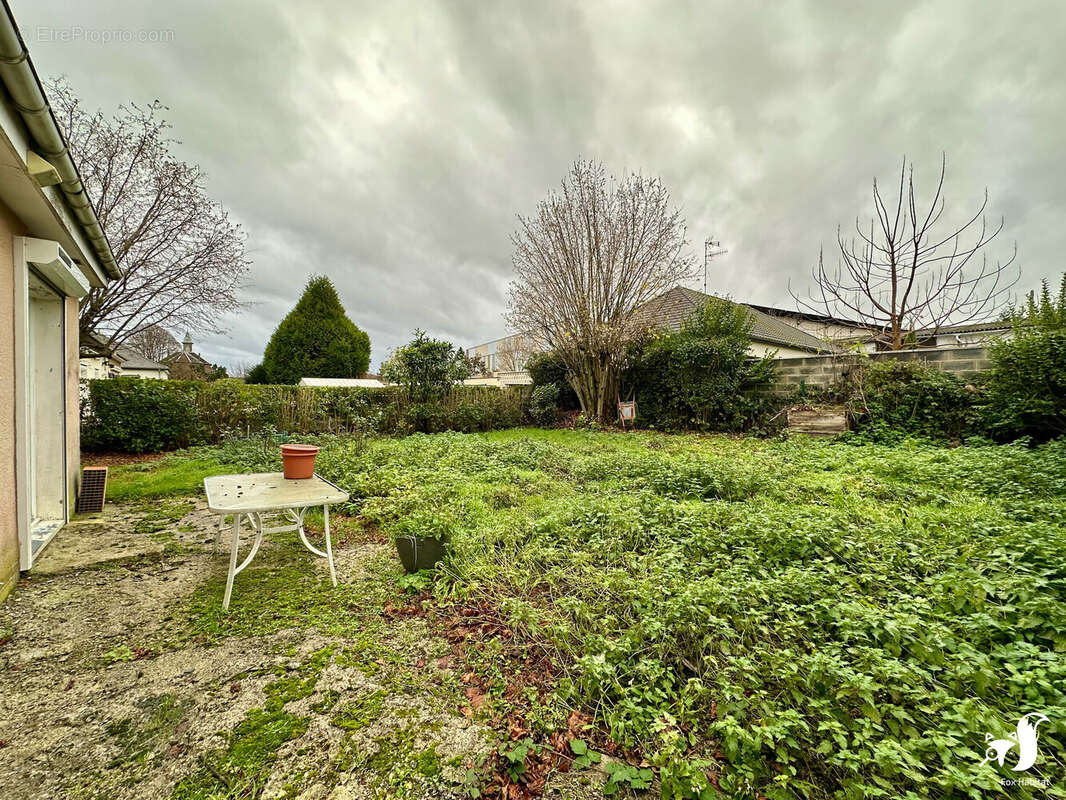 Maison à NEUVILLE-SAINT-REMY