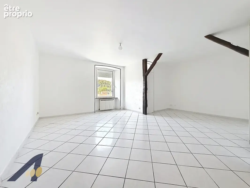 Bel appartement renove avec garage -cave et terrain privatif. - photo 4