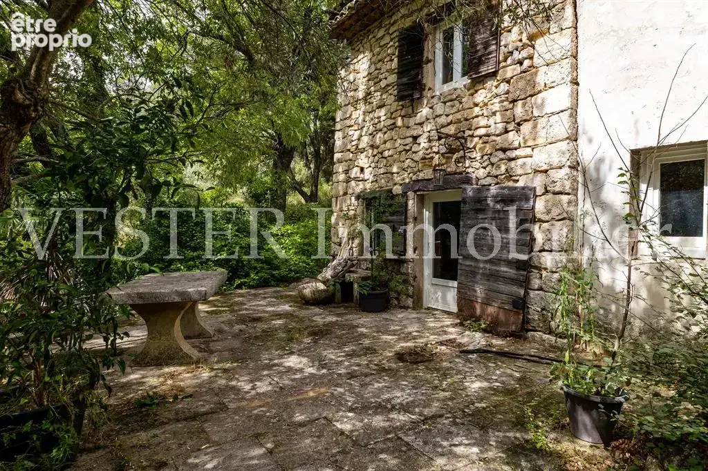 Maison à SAUMANE-DE-VAUCLUSE