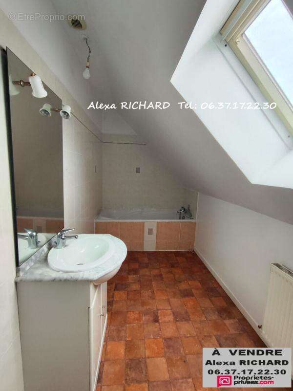 Maison à LA FERRIERE-SUR-RISLE