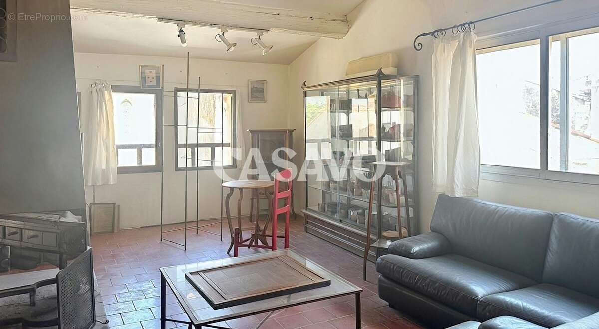 Vente Maison 7 pièces de 171m² - 13200 Arles - photo 3