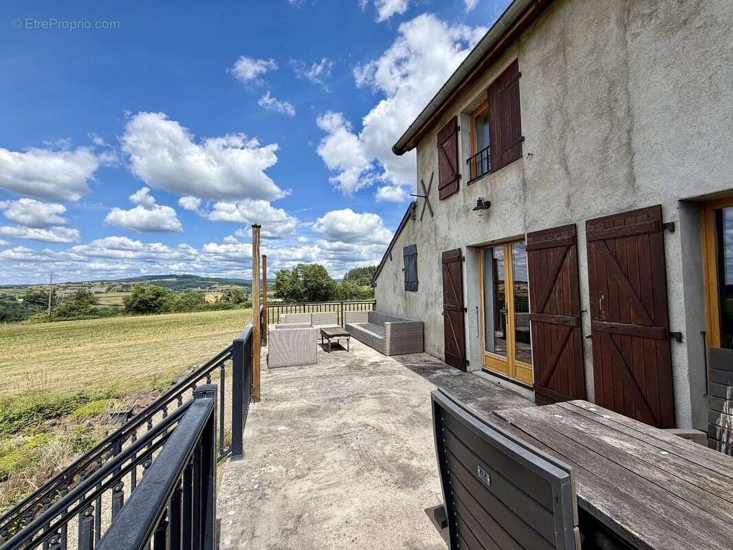 Grand ensemble, entièrement isolé avec 1,4 hectare à vendre près de Remilly - photo 54