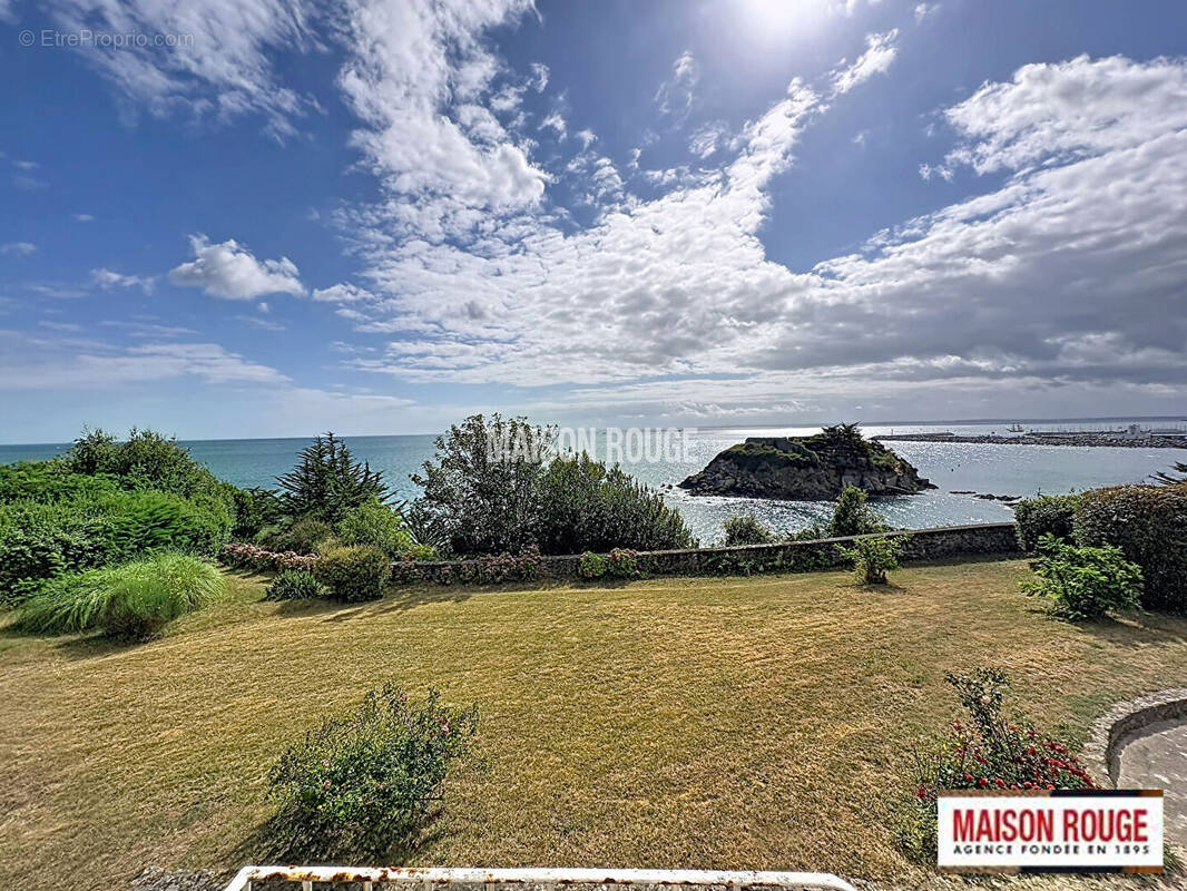 Maison 10 pièces 295 m² · à Saint-Quay-Portrieux · 295 m² · 1 519 600 €