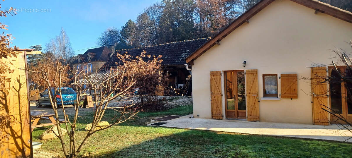 Maison à GROLEJAC