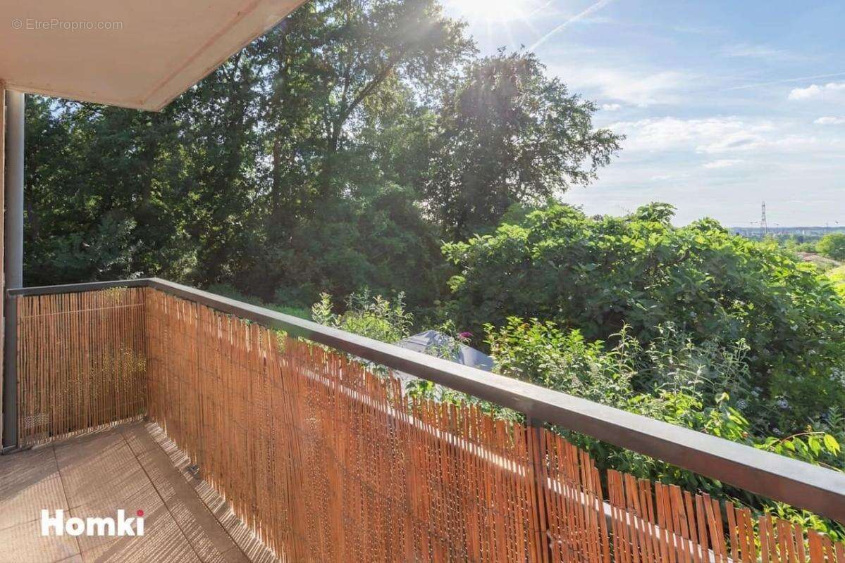 Appartement à SAINT-ORENS-DE-GAMEVILLE