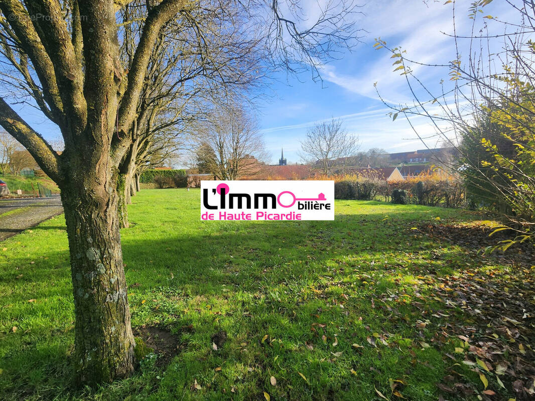 Terrain à CHUIGNOLLES