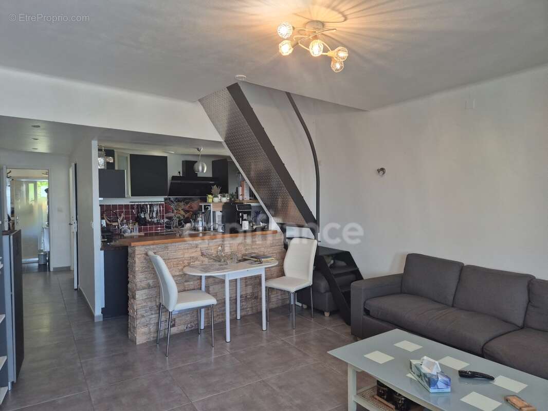 Appartement à vendre 4 pièces ALES (30) - photo 7