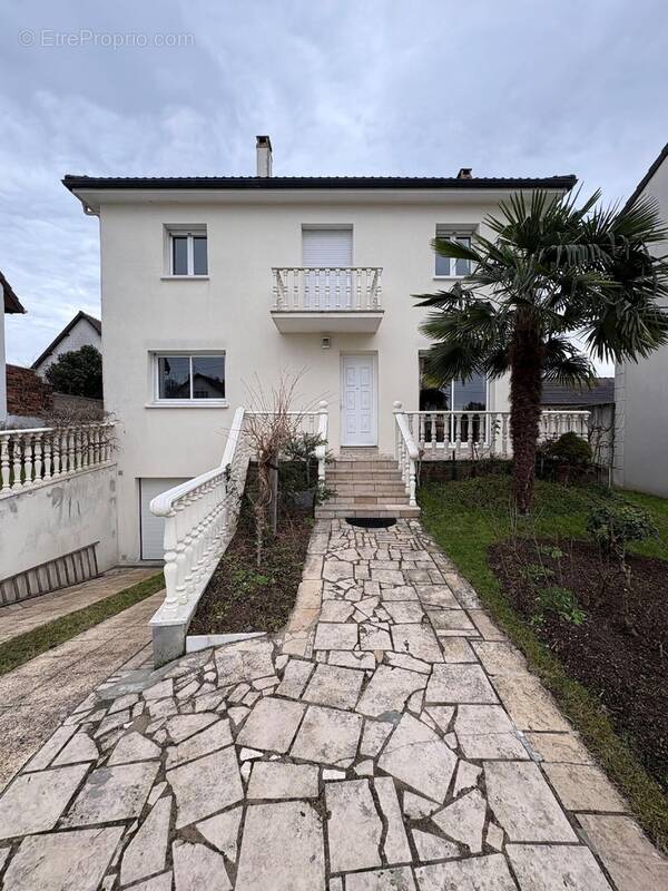 Maison à ORMESSON-SUR-MARNE