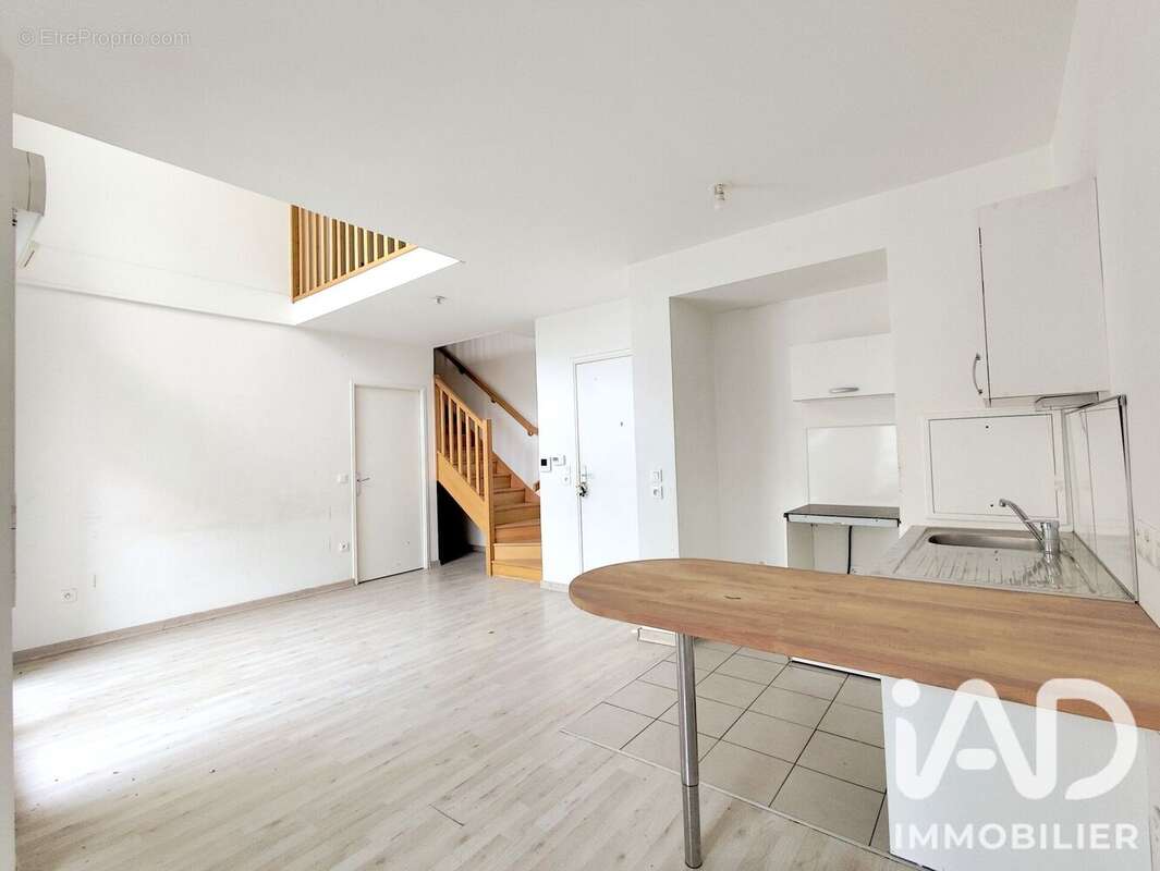 Photo 4 - Appartement à RIS-ORANGIS