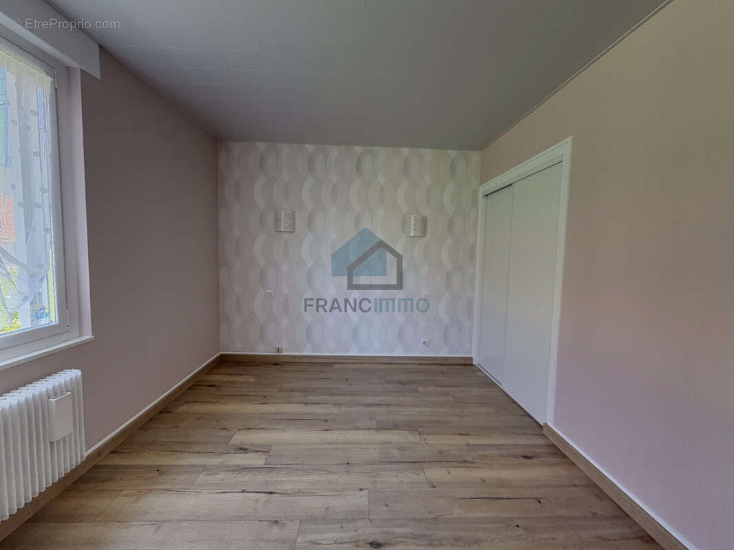 Maiche - proche centre  - maison sur sol - photo 10