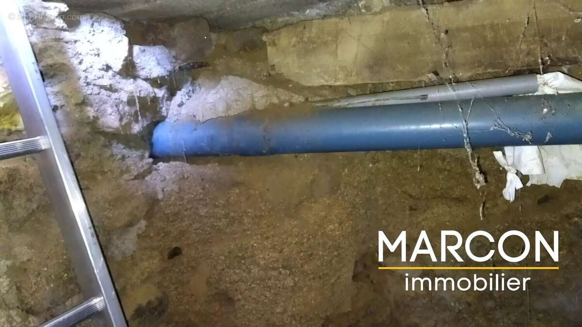 Maison à SAINT-VAURY