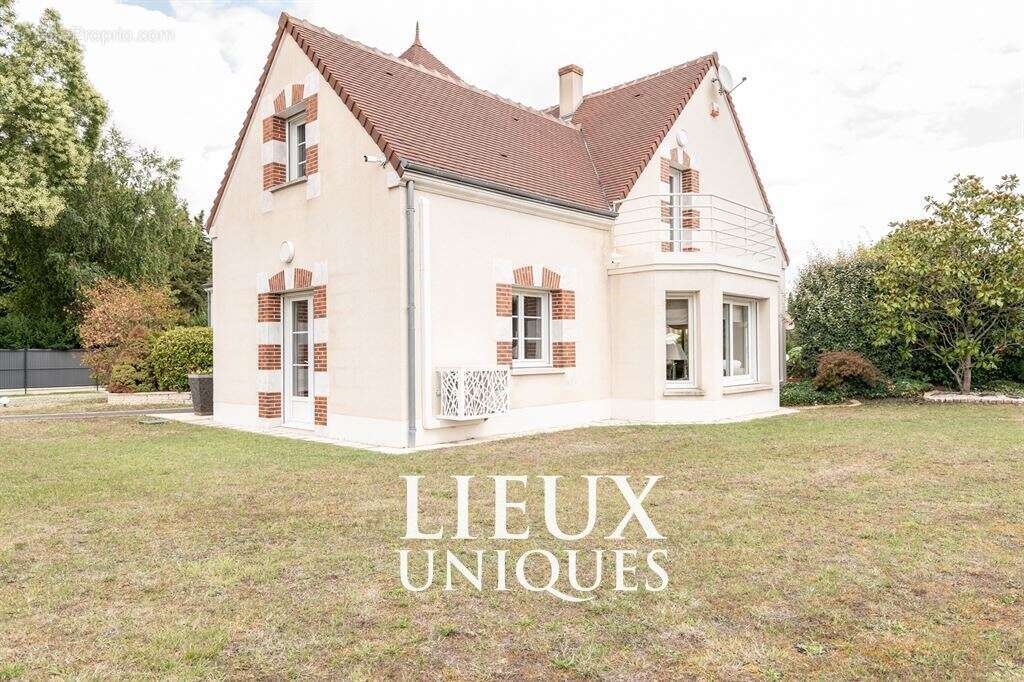 Maison à CHAILLES