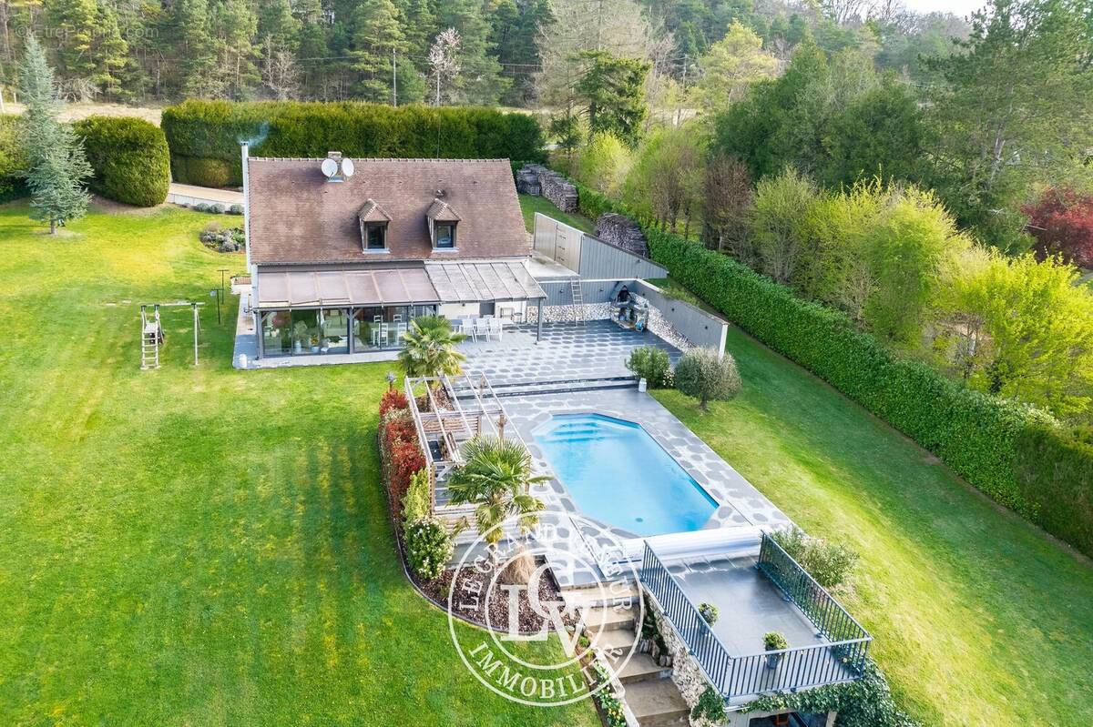 Maison à FONTAINEBLEAU
