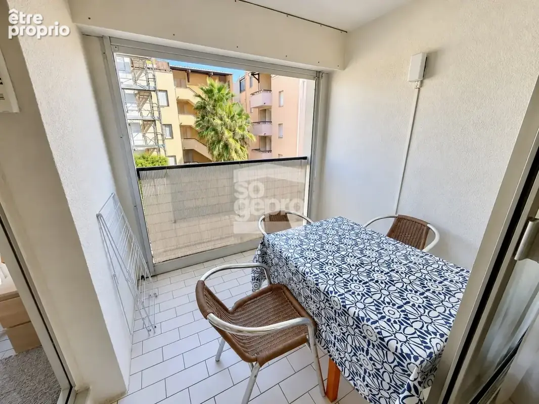Réf : 2354 - Vente Studio Cabine avec ascenseur, Centre-Port au Cap d'Agde ! - photo 8