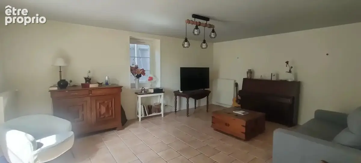 Belle maison avec grandes dépendances et terrain - photo 5