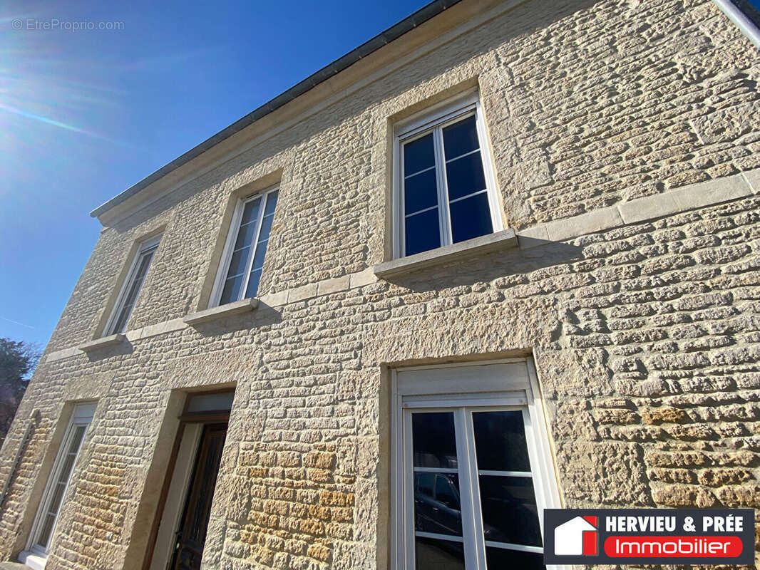 Maison à LUC-SUR-MER