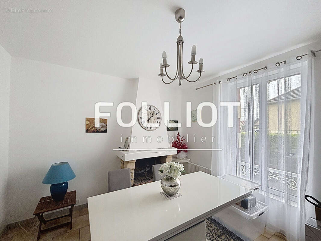 Maison spacieuse 8 pièces à vendre à Dives-sur-Mer - Réf 144418 - photo 4