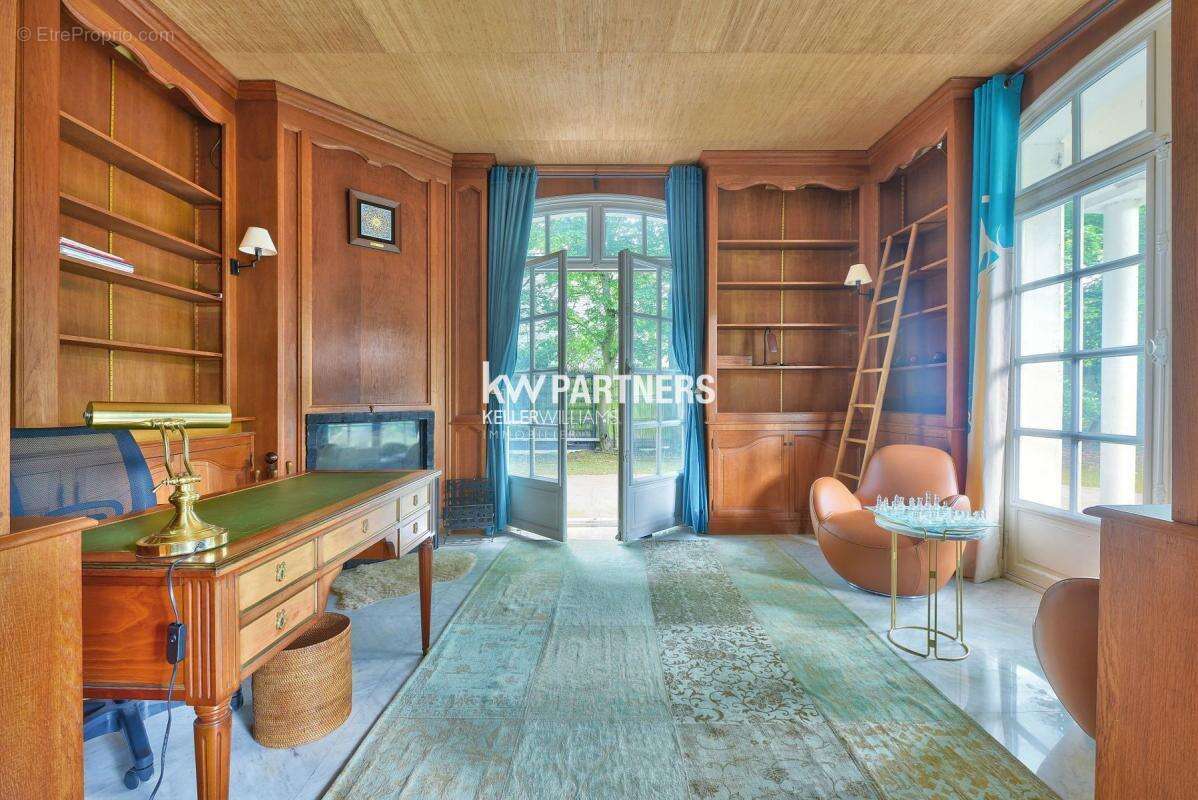 Maison à LE VESINET